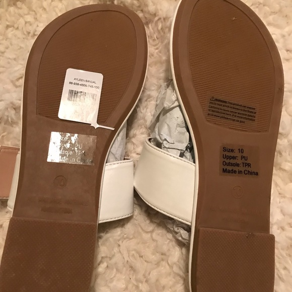 Sandals - Picture 3 of 3